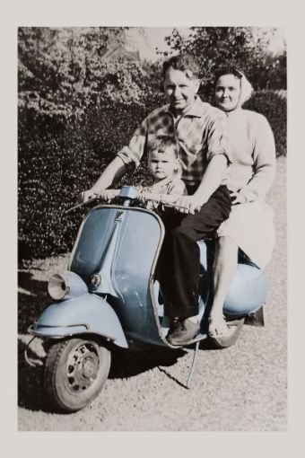 Vespa - 1962.jpg